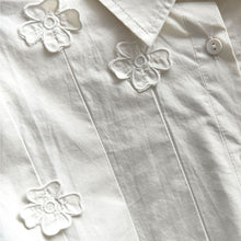 Load image into Gallery viewer, Women's 3D Patchwork Floral Print Pleated Hem Shirt
