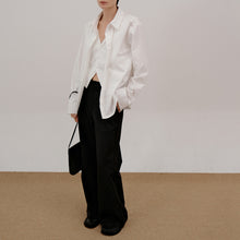 Load image into Gallery viewer, Fake Two-piece Loose Lapel Shirt

