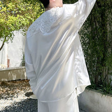 Load image into Gallery viewer, Retro Stand-up Collar Cloud Shoulder Shirt
