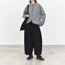 Load image into Gallery viewer, Curved Hem Checkered Textured Shirt
