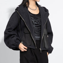 Load image into Gallery viewer, Loose-fitting Hooded Pocket Cargo Short Jacket
