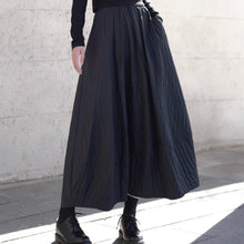 Load image into Gallery viewer, High Waist Pleated Skirt
