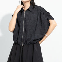 Load image into Gallery viewer, Women Pleated Textured Zip-up Collar Shirt

