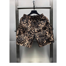 Load image into Gallery viewer, Leopard Print Quick-drying Loose-fitting Five-point Pants
