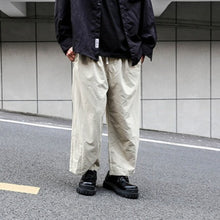 Load image into Gallery viewer, Japanese Solid Color Straight Leg Pants
