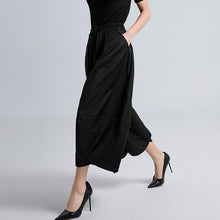 Load image into Gallery viewer, Women's Commuter-Style Loose-Fit Skirt-Pants
