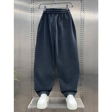 Load image into Gallery viewer, Loose-fitting Casual Thickened Curved Sweatpants
