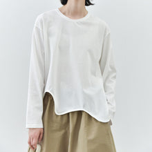 Load image into Gallery viewer, Women's Wavy Hem Casual Round Neck Shirt
