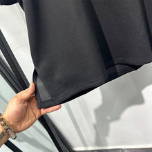 Load image into Gallery viewer, Fake Two-piece Loose Round Neck T-shirt
