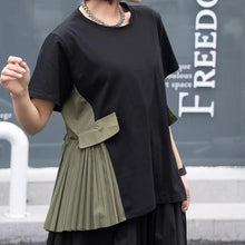 Load image into Gallery viewer, Fake Pocket Pleated Patchwork Loose T-shirt
