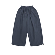 Load image into Gallery viewer, Loose-fitting Straight-leg Cropped Trousers
