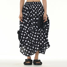 Load image into Gallery viewer, Three-dimensional Irregular Flower Bud Skirt
