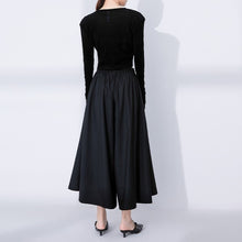 Load image into Gallery viewer, Women's Black High-Waisted Wide-Leg Skirt-Pants
