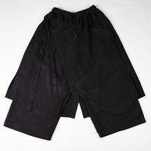 Load image into Gallery viewer, Black Loose Cropped Culottes
