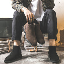 Load image into Gallery viewer, Retro Chelsea Short Martin Boots
