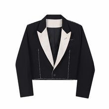 Load image into Gallery viewer, Linen Contrast Collar Cropped Blazer
