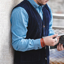 Load image into Gallery viewer, Vintage Autumn Corduroy Vest
