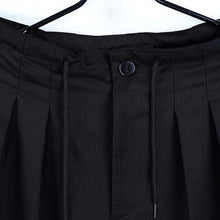 Load image into Gallery viewer, Elastic Waist Pleated Cropped Casual Pants
