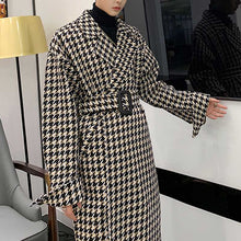 Load image into Gallery viewer, British Plaid Mid-length Thickened Coat
