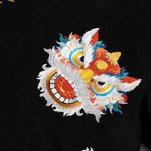 Lion Embroidered Crew Neck Short Sleeve T-Shirt
