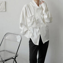 Load image into Gallery viewer, Vintage Turtleneck Big Pocket Loose Shirt
