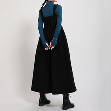 Load image into Gallery viewer, Woolen Pleated Strappy Dress
