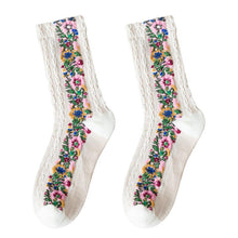 Load image into Gallery viewer, Warm Ethnic Cute Floral Printing Socks
