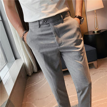 Load image into Gallery viewer, Striped Slim Fit Cropped Pants
