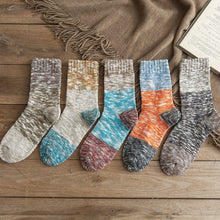 Load image into Gallery viewer, Men&#39;s Retro Ethnic Socks
