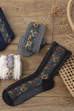 Load image into Gallery viewer, Winter Retro Ethnic Cute Floral Socks
