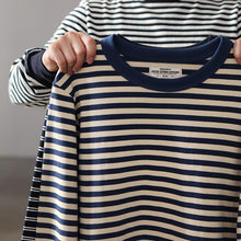 Load image into Gallery viewer, Retro Autumn Bottom Striped T-shirt
