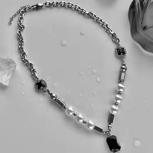 Black Pendant Beads Titanium Necklace