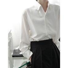 Load image into Gallery viewer, Drape Long-sleeved Shirt
