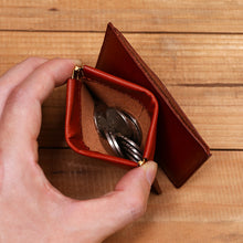 Load image into Gallery viewer, Ultra-thin Mini Leather Coin Purse Card Holder

