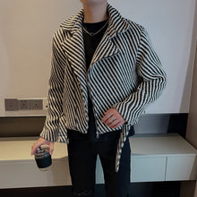 Load image into Gallery viewer, Striped Padded Cropped Jacket

