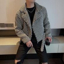 Load image into Gallery viewer, Striped Padded Cropped Jacket
