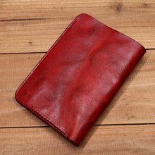 Load image into Gallery viewer, Retro Handmade Leather Wallet
