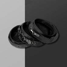 Load image into Gallery viewer, Metal Buckle Black Beret
