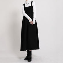 Load image into Gallery viewer, Woolen Pleated Strappy Dress
