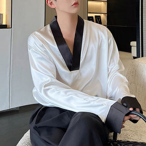 Contrast V-Neck Pullover Shirt