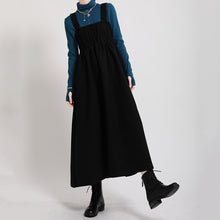 Load image into Gallery viewer, Woolen Pleated Strappy Dress
